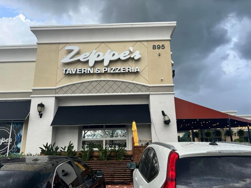 Zeppe’s Tavern & Pizzeria